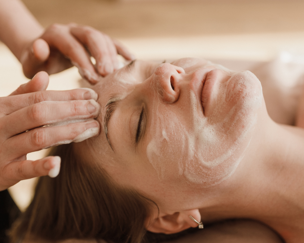 Deep Cleanse Facial