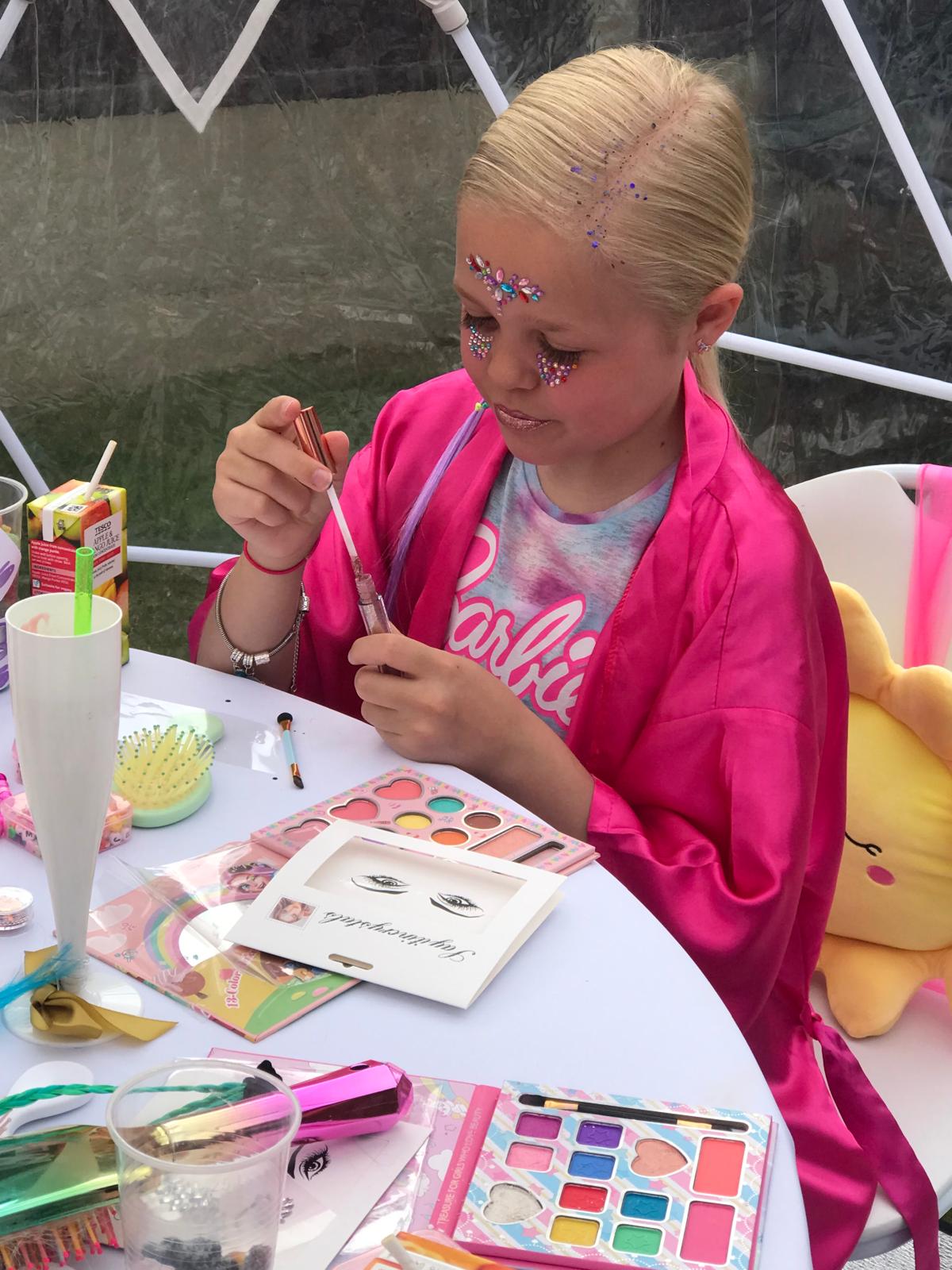 Deluxe Glow Up - Tier 2 Kids Pamper Party