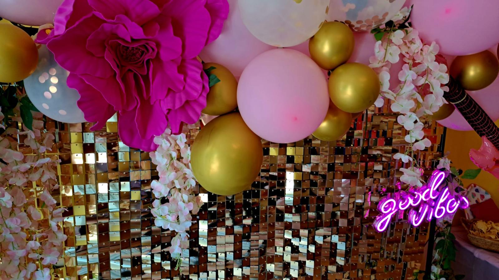 Deluxe Glow Up - Tier 2 Kids Pamper Party