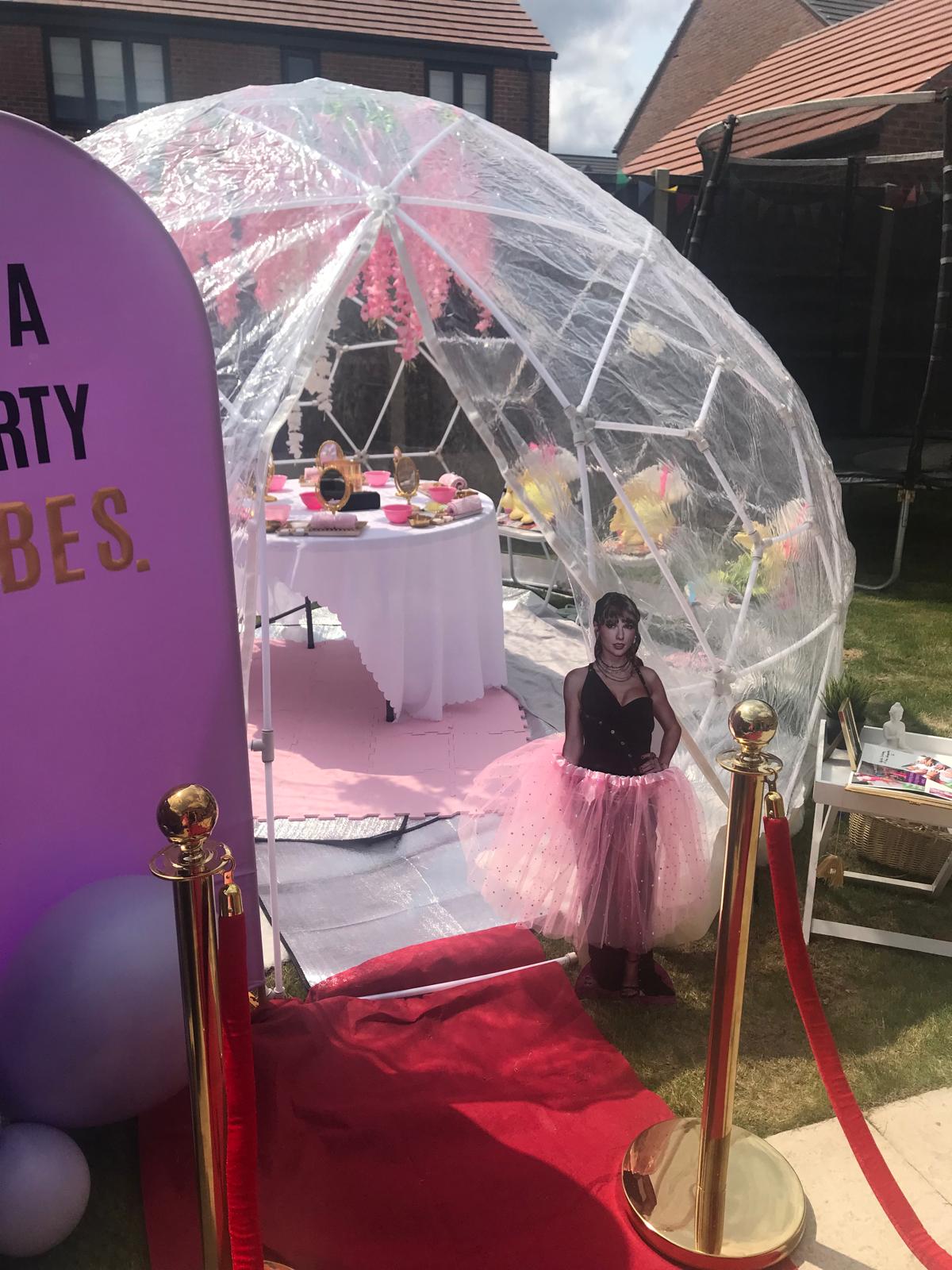Garden Pamper Pods & Bell Tent