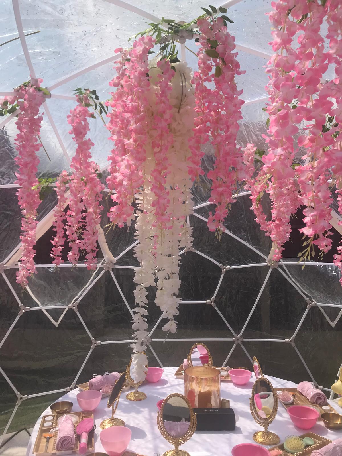 Garden Pamper Pods & Bell Tent