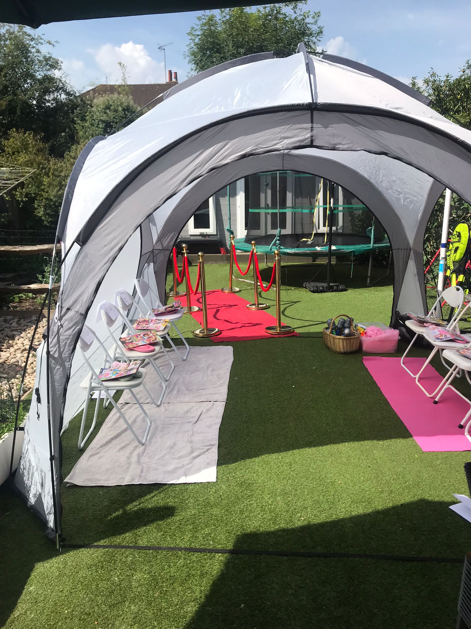 Garden Pamper Pods & Bell Tent