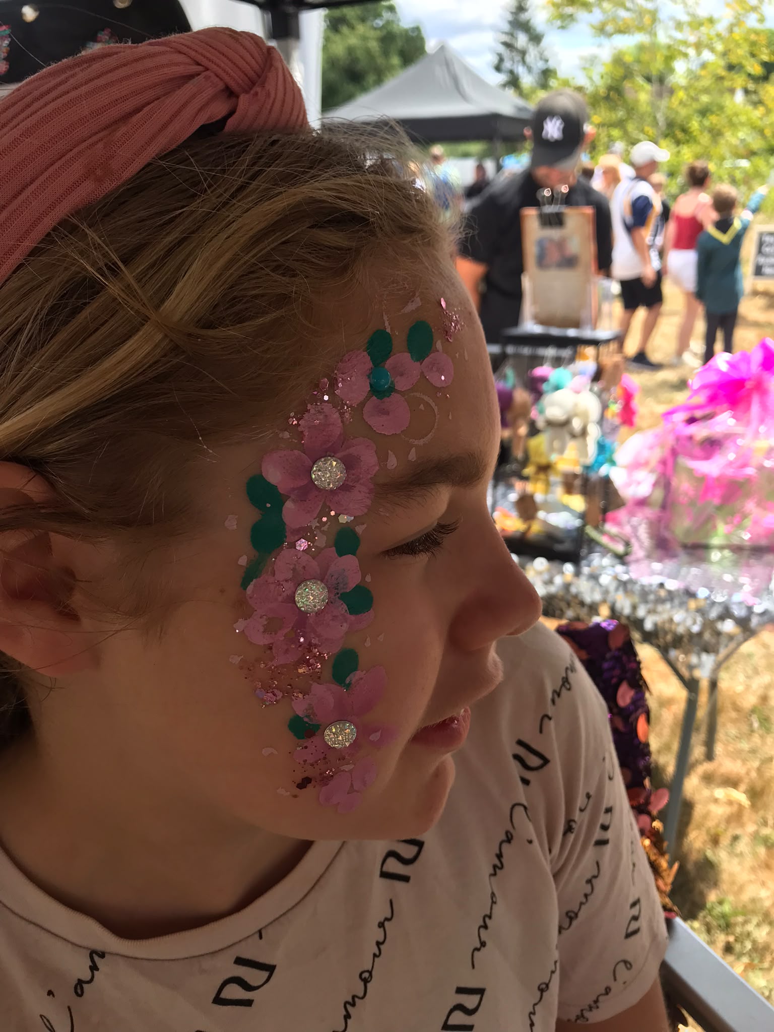 Glitter Sisters- Face painting & Glitter Art