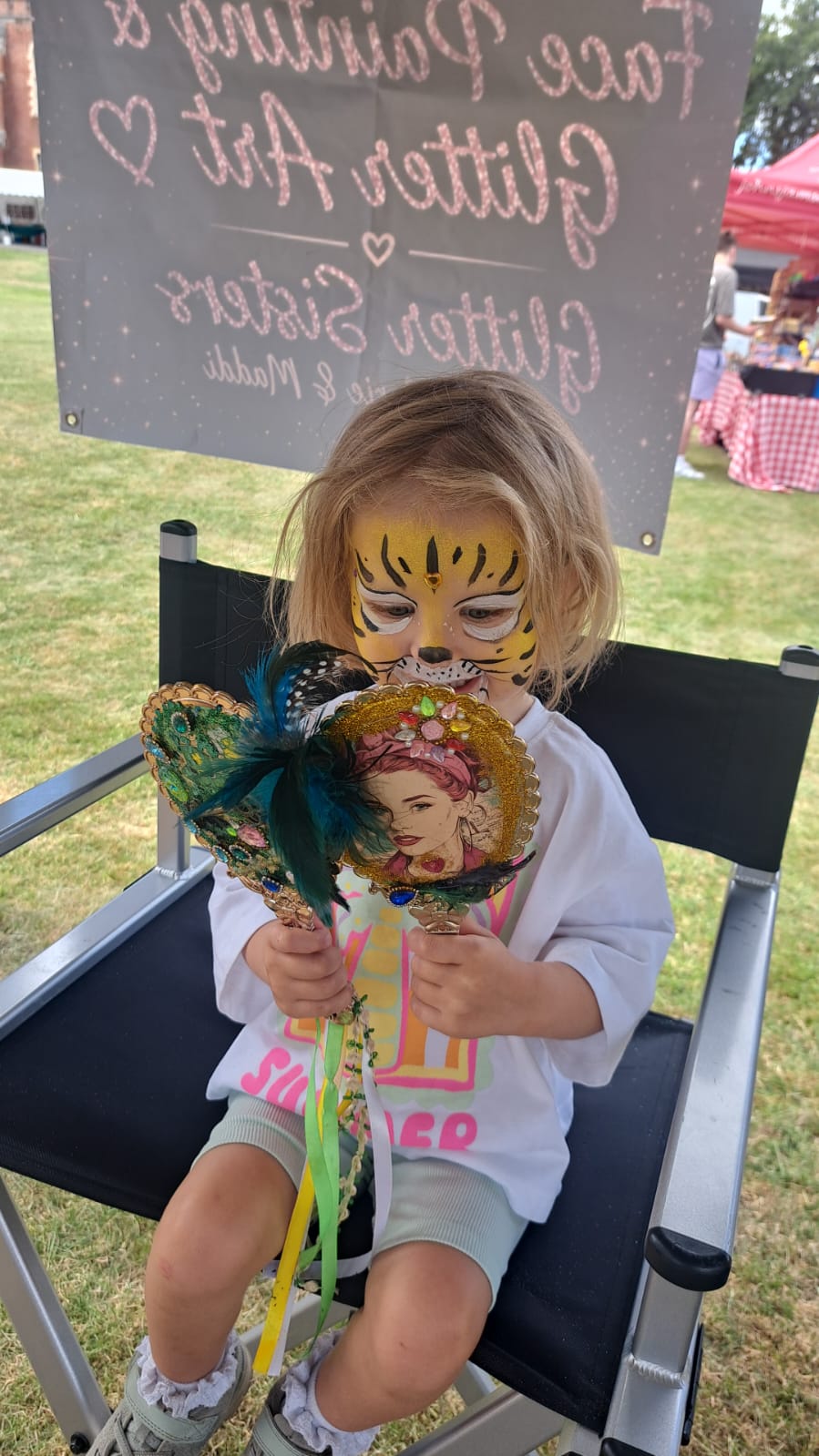 Glitter Sisters- Face painting & Glitter Art