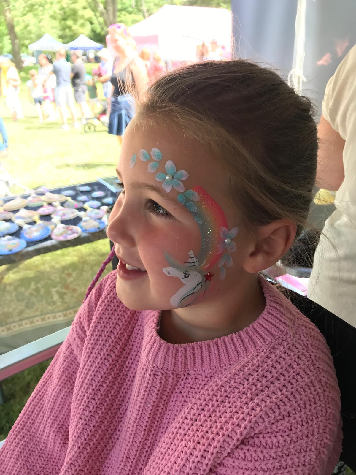 Glitter Sisters- Face painting & Glitter Art