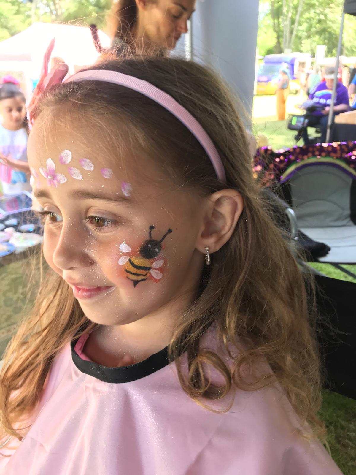 Glitter Sisters- Face painting & Glitter Art