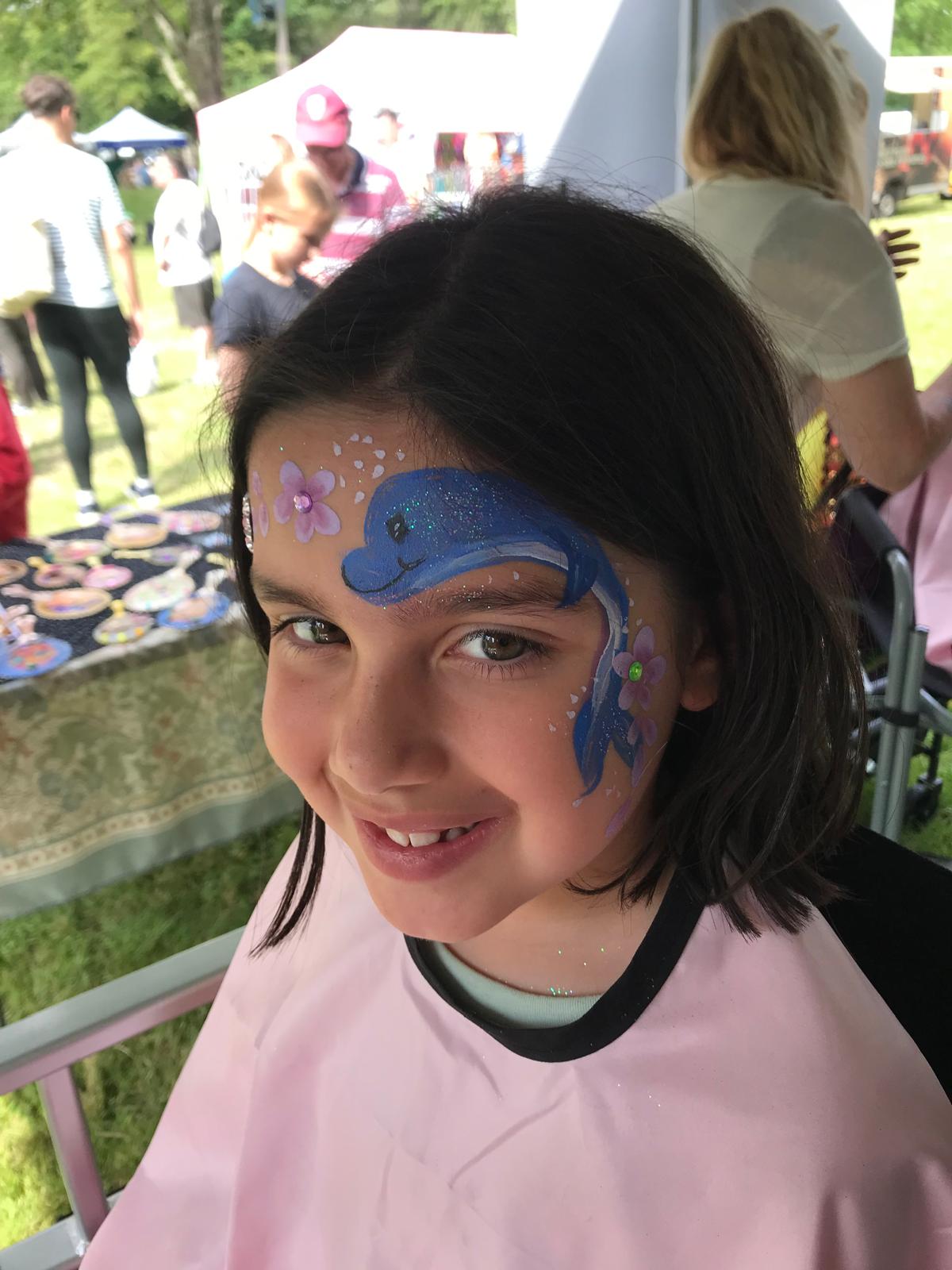 Glitter Sisters- Face painting & Glitter Art