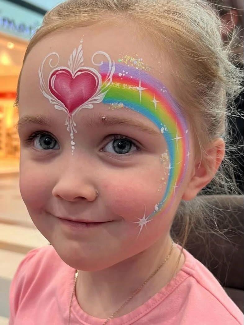 Glitter Sisters- Face painting & Glitter Art