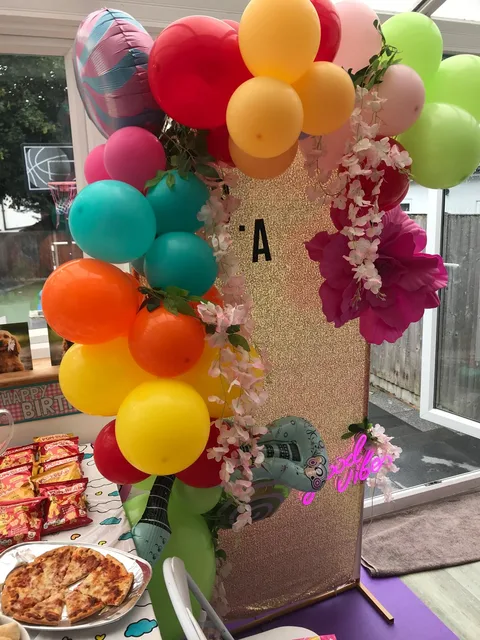 Red Carpet Royalty - Tier 3 Kids Pamper Party