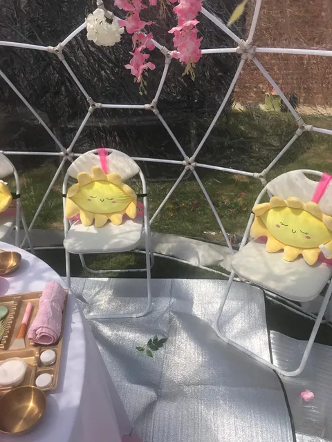 Garden Pamper Pods & Bell Tent
